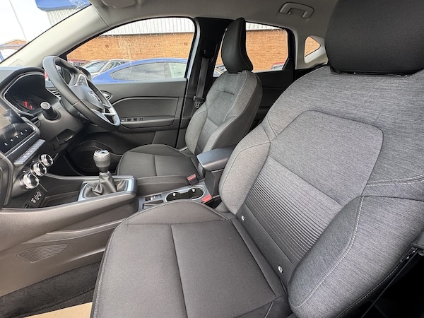 Used Renault Captur 2021 for sale - 76267464: Photo 24