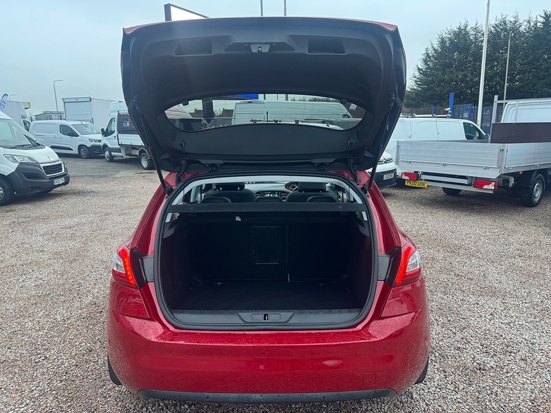 Used Peugeot 308 2015 for sale - 77384786: Photo 10