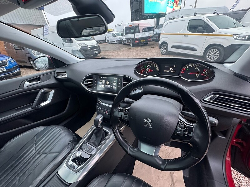 Used Peugeot 308 2015 for sale - 77384786: Photo 29