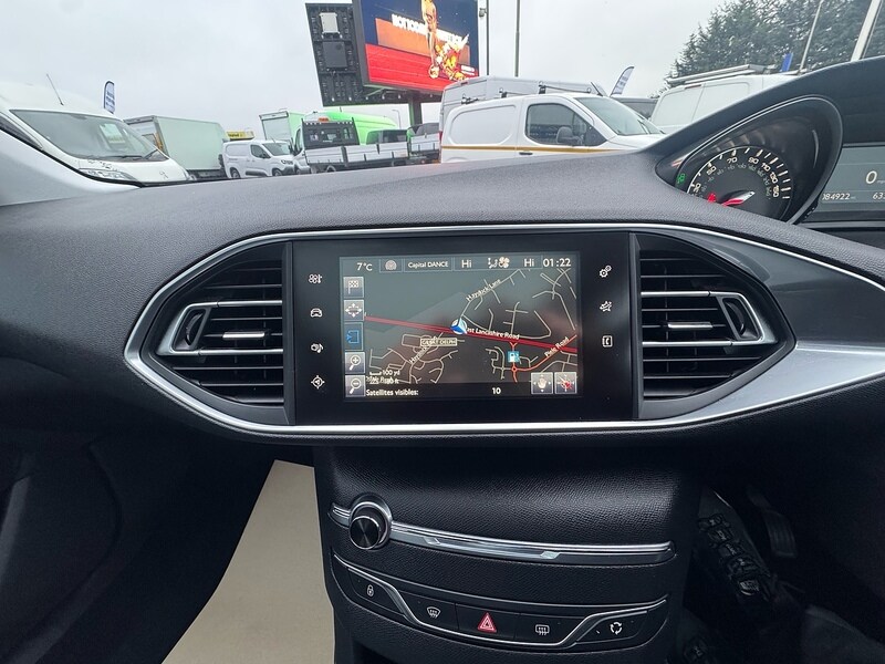 Used Peugeot 308 2015 for sale - 77384786: Photo 33