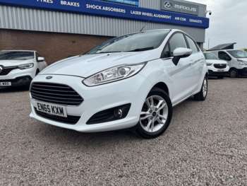 2015 - Zetec 5-Door
