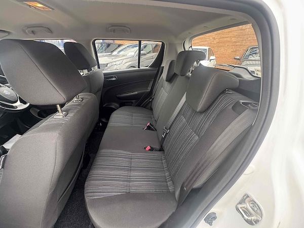 Used Suzuki Swift 2015 for sale - 75545939: Photo 26