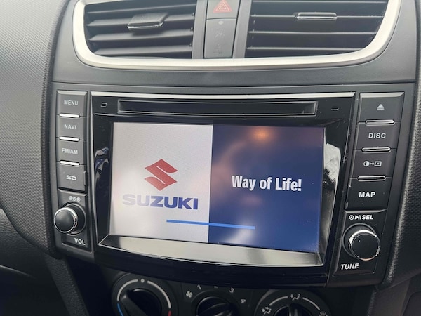 Used Suzuki Swift 2015 for sale - 75545939: Photo 33