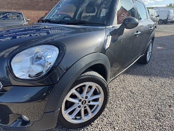 Used MINI Countryman 2014 for sale - 75974389: Photo