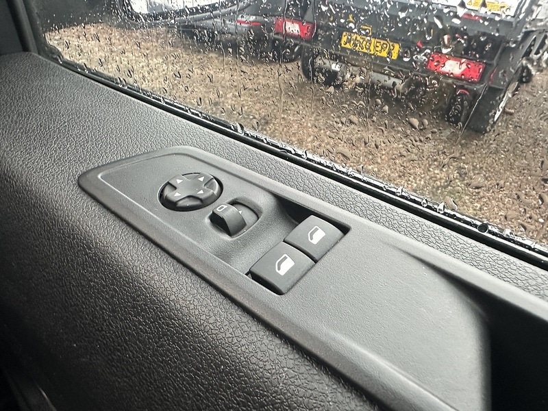 Used Vauxhall Vivaro 2024 for sale - 78078828: Photo 16