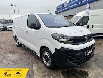 Vauxhall Vivaro feature image