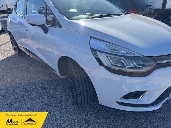 Used Renault Clio 2017 for sale - 76288022: Photo 11