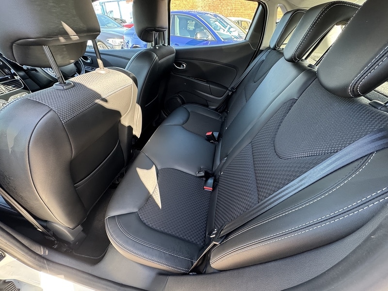 Used Renault Clio 2017 for sale - 76288022: Photo 28