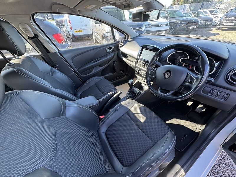 Used Renault Clio 2017 for sale - 76288022: Photo 30