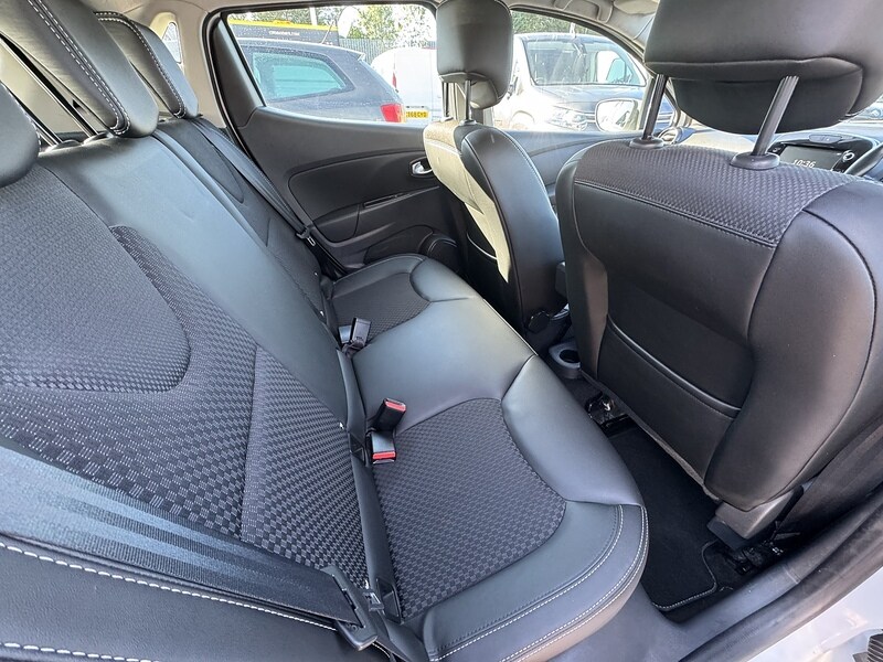 Used Renault Clio 2017 for sale - 76288022: Photo 31