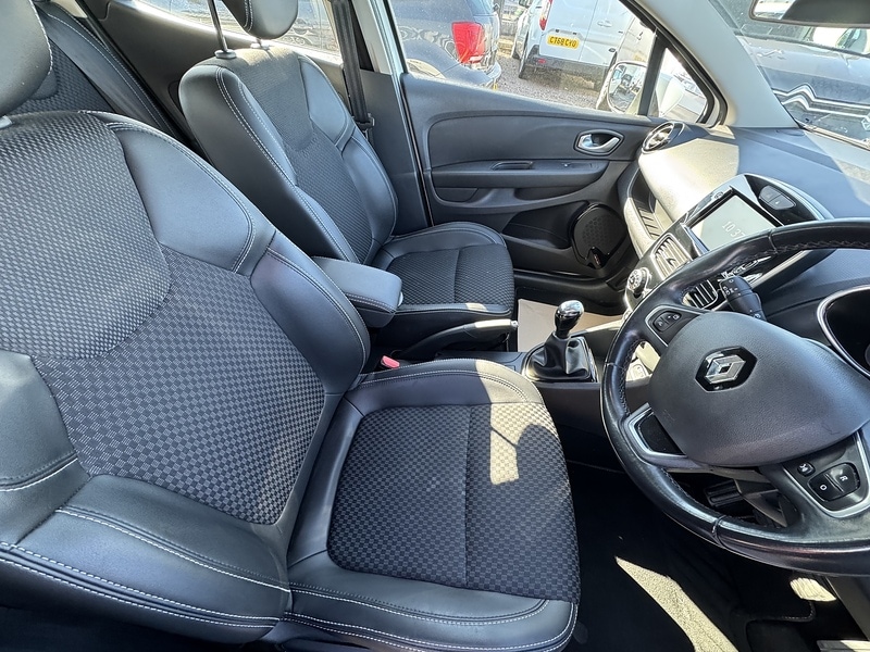 Used Renault Clio 2017 for sale - 76288022: Photo 34