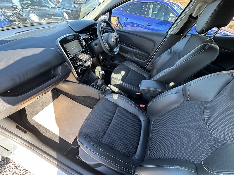 Used Renault Clio 2017 for sale - 76288022: Photo 39
