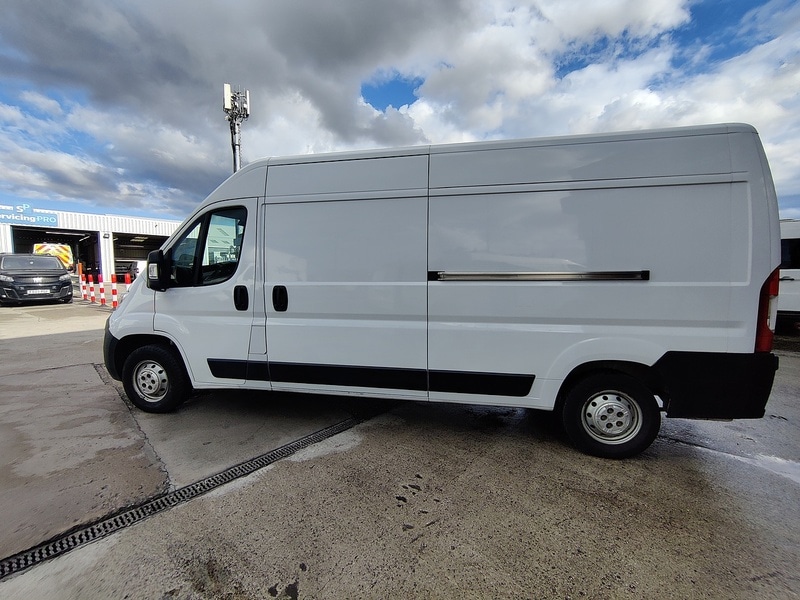 Used Vauxhall Movano 2022 for sale - 76334059: Photo 2