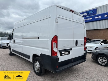 Used Peugeot Boxer 2023 for sale - 75321617: Photo