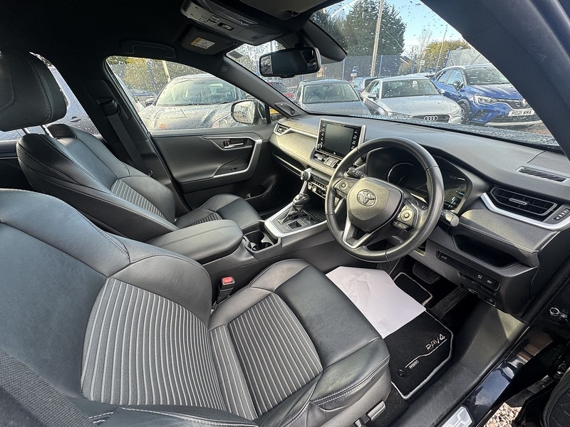 Used Toyota RAV4 2021 for sale - 76510336: Photo 15