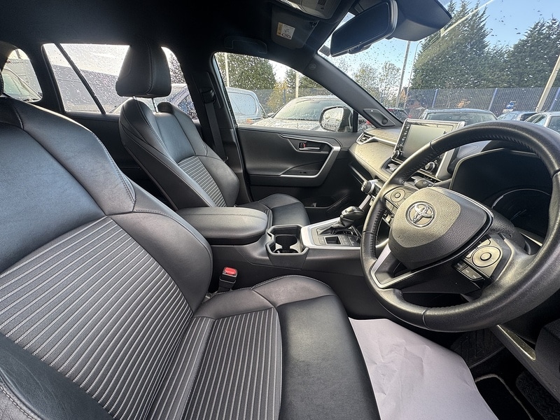 Used Toyota RAV4 2021 for sale - 76510336: Photo 18