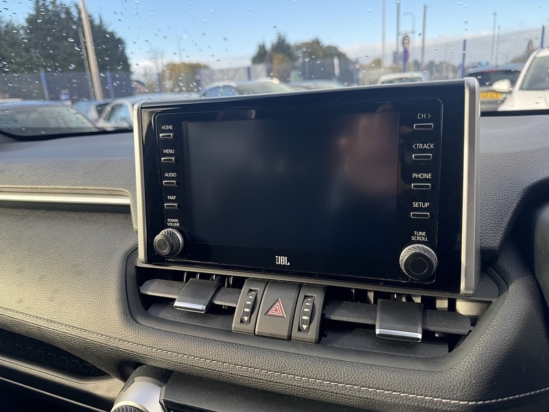 Used Toyota RAV4 2021 for sale - 76510336: Photo 28