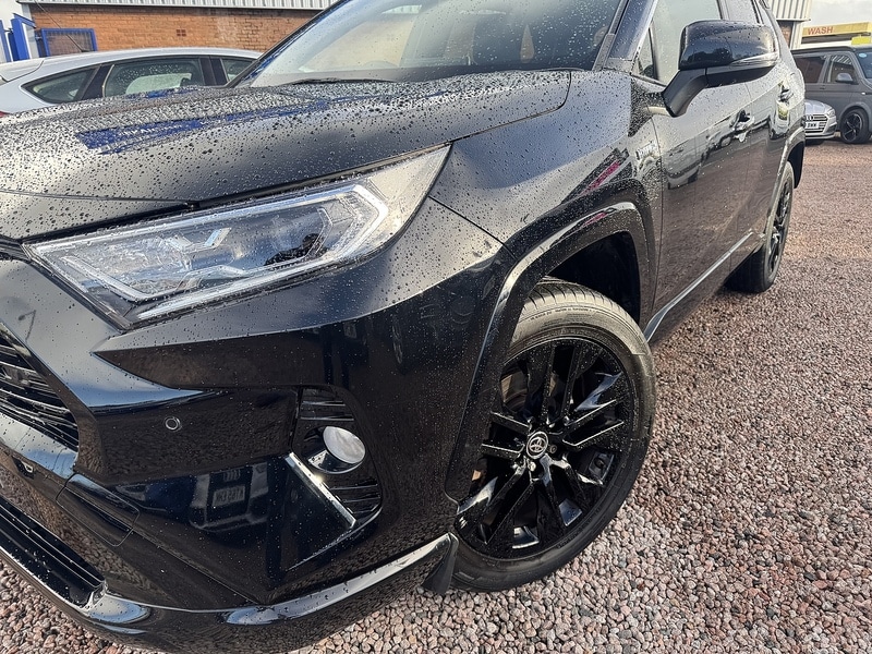 Used Toyota RAV4 2021 for sale - 76510336: Photo 4