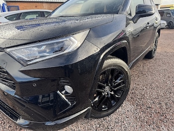 Used Toyota RAV4 2021 for sale - 76510336: Photo