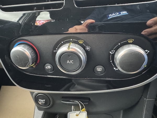 Used Renault Clio 2016 for sale - 76287990: Photo 21