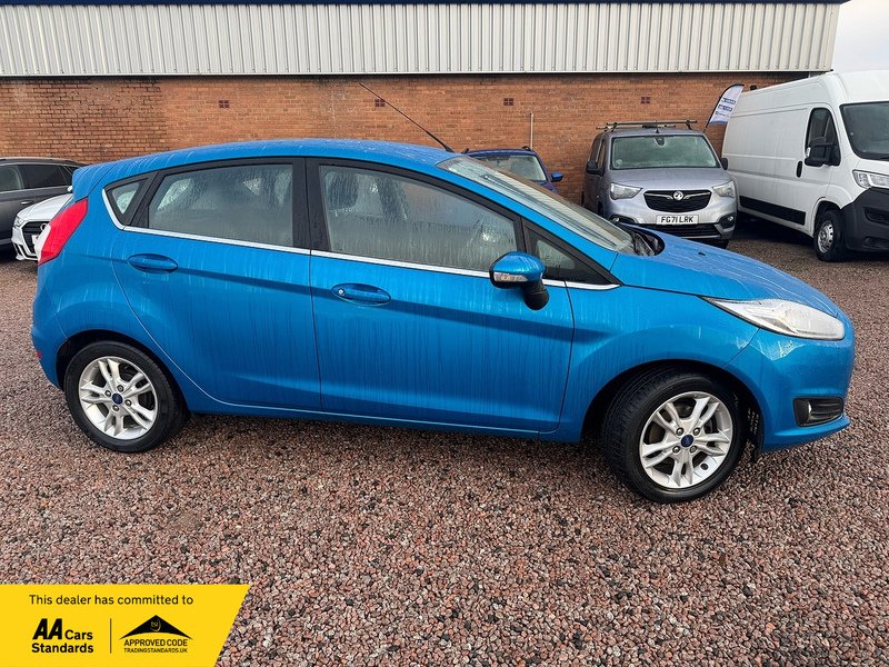 Used Ford Fiesta 2017 for sale - 76969710: Photo 4