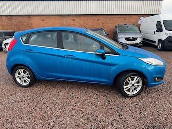 Used Ford Fiesta 2017 for sale - 76969710: Photo