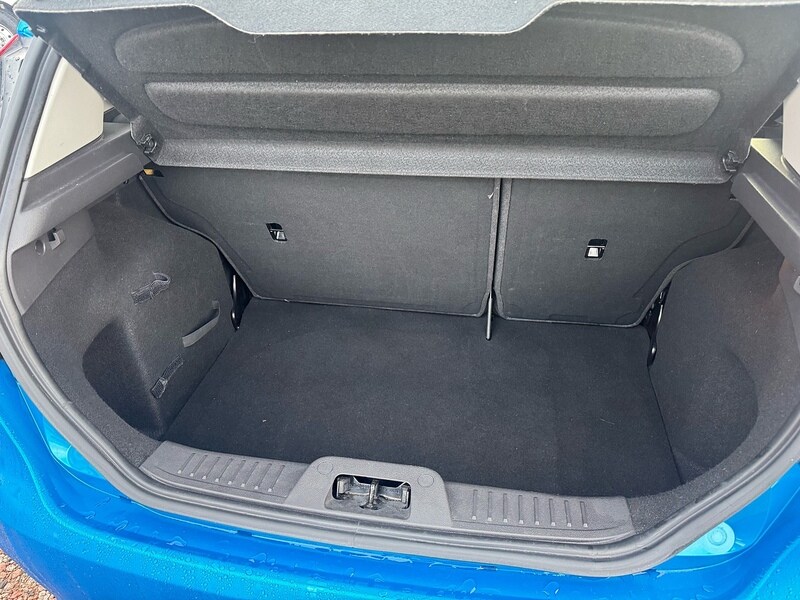 Used Ford Fiesta 2017 for sale - 76969710: Photo 9