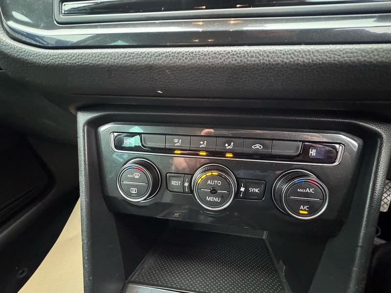 Used Volkswagen Tiguan 2016 for sale - 77384794: Photo 29