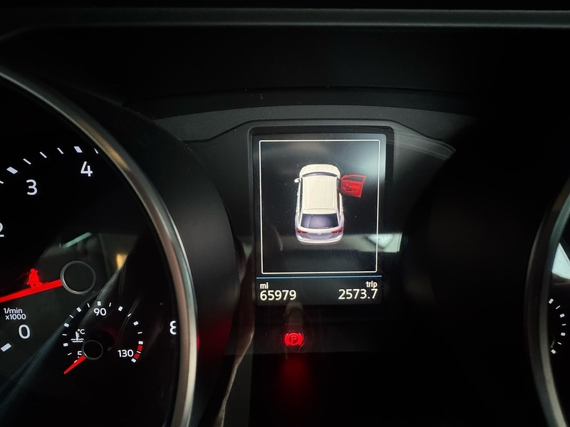 Used Volkswagen Tiguan 2016 for sale - 77384794: Photo 31