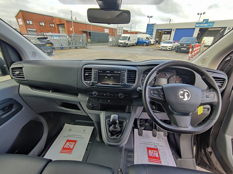 Used Vauxhall Vivaro 2021 for sale - 76589029: Photo 10