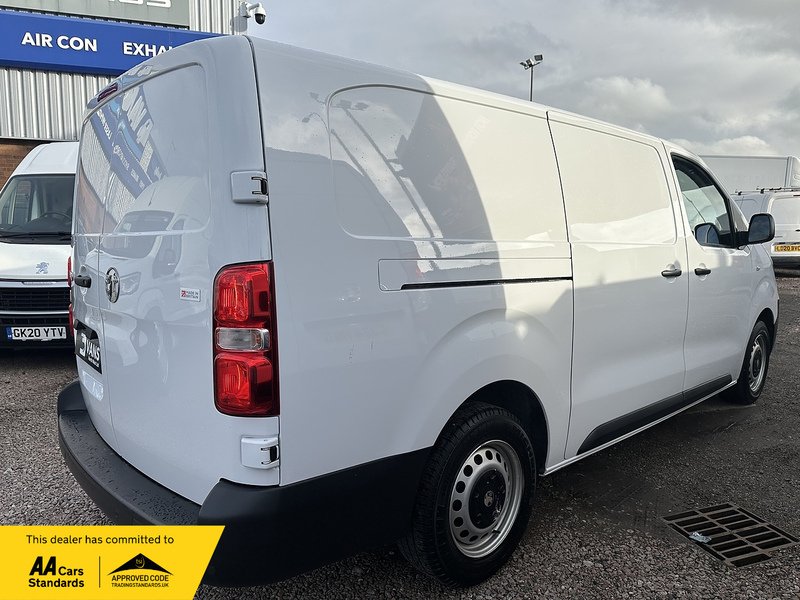 Used Vauxhall Vivaro 2024 for sale - 78078865: Photo 2