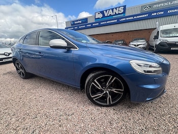 Used Volvo V40 2017 for sale - 78847363: Photo
