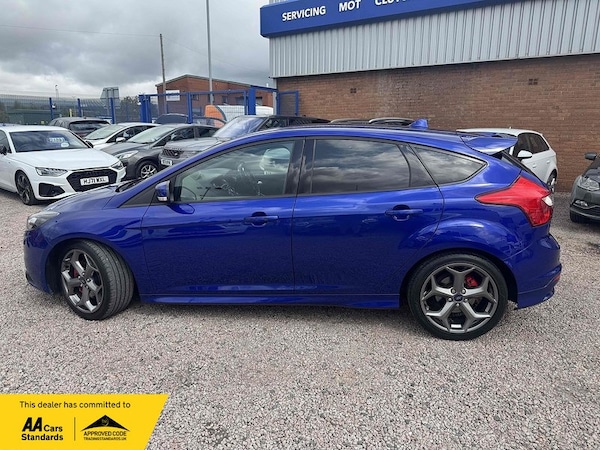 Used Ford Focus 2013 for sale - 75440569: Photo 16