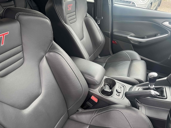 Used Ford Focus 2013 for sale - 75440569: Photo 32
