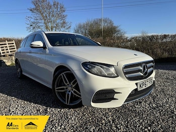 Used Mercedes-Benz E-Class 2017 for sale - 76193933: Photo 2