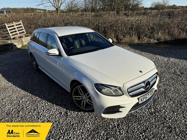 Used Mercedes-Benz E-Class 2017 for sale - 76193933: Photo 4