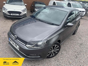 Used Volkswagen Polo 2014 for sale - 75545945: Photo