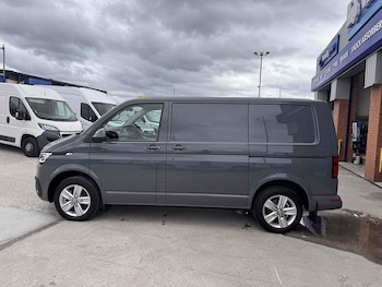 Used Volkswagen Transporter 2023 for sale - 78712121: Photo
