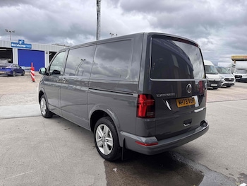 Used Volkswagen Transporter 2023 for sale - 78712121: Photo