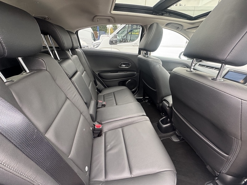 Used Honda HR-V 2015 for sale - 76320283: Photo 12