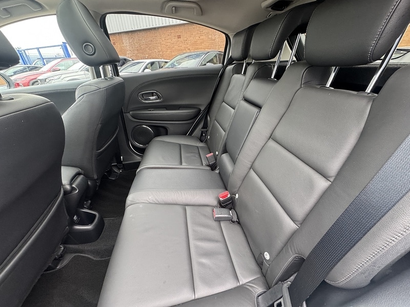 Used Honda HR-V 2015 for sale - 76320283: Photo 14