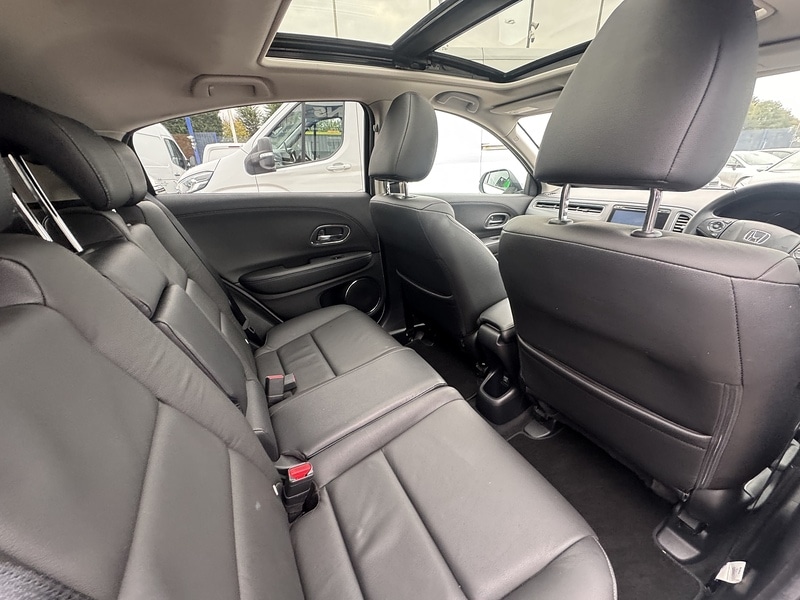 Used Honda HR-V 2015 for sale - 76320283: Photo 17