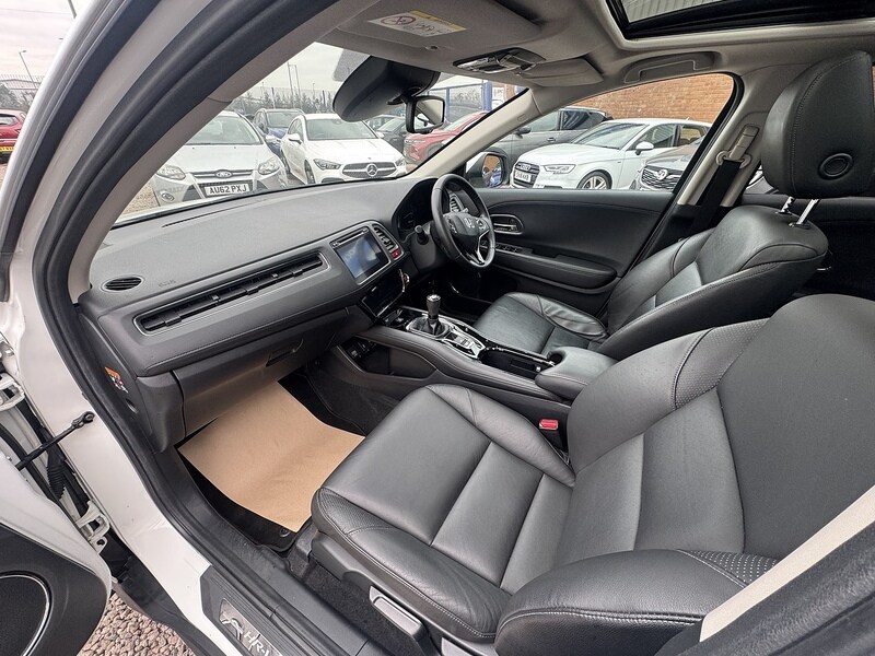 Used Honda HR-V 2015 for sale - 76320283: Photo 23