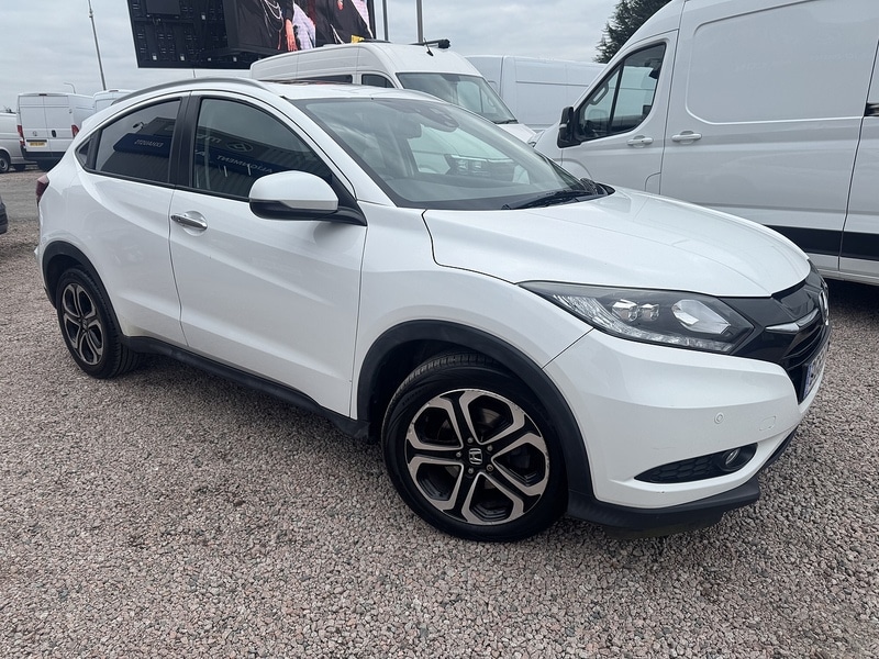 Used Honda HR-V 2015 for sale - 76320283: Photo 3