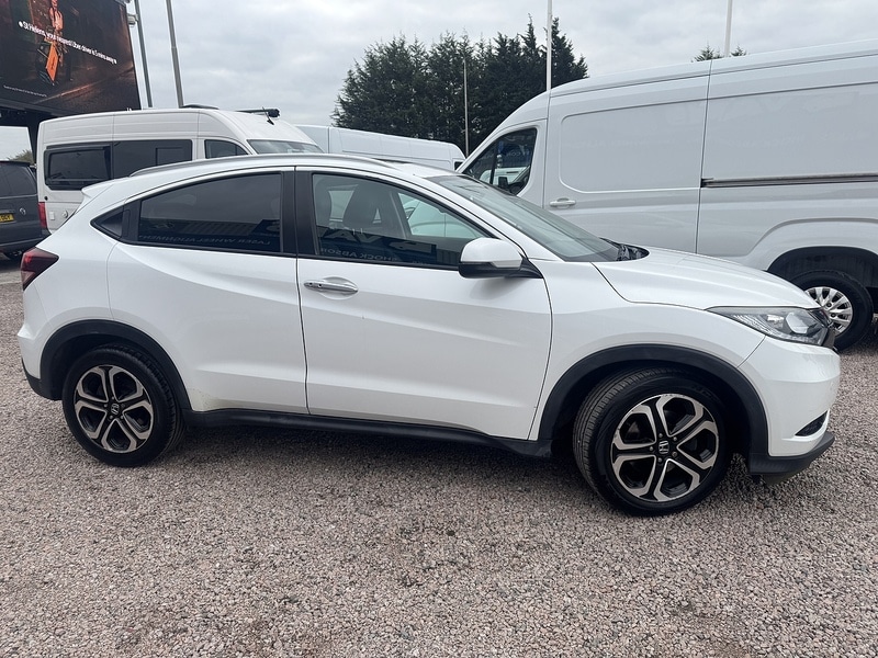 Used Honda HR-V 2015 for sale - 76320283: Photo 4