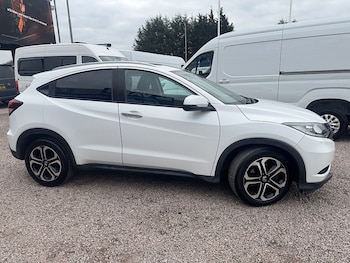Used Honda HR-V 2015 for sale - 76320283: Photo