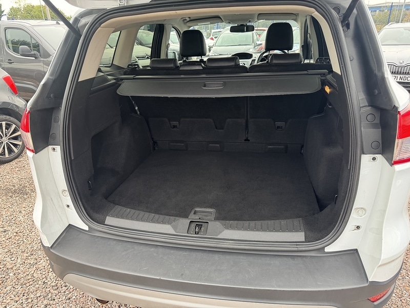 Used Ford Kuga 2015 for sale - 76510333: Photo 19