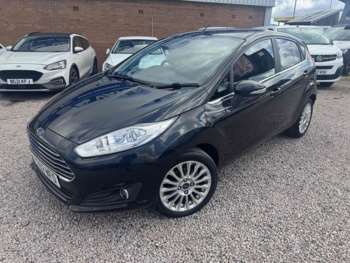 2013 - T EcoBoost Titanium 5-Door