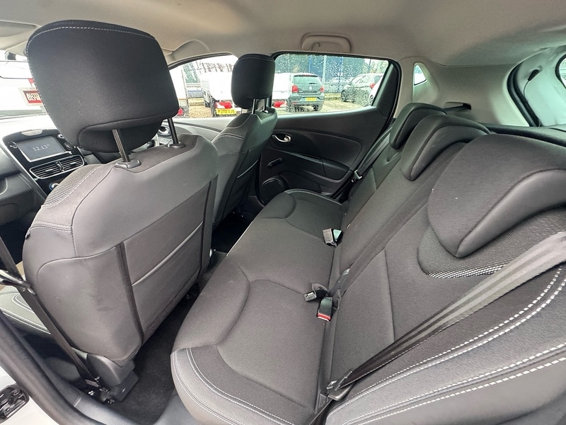 Used Renault Clio 2018 for sale - 76863551: Photo 23