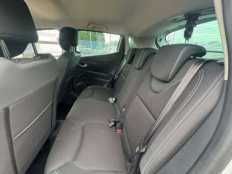 Used Renault Clio 2018 for sale - 76863551: Photo 25